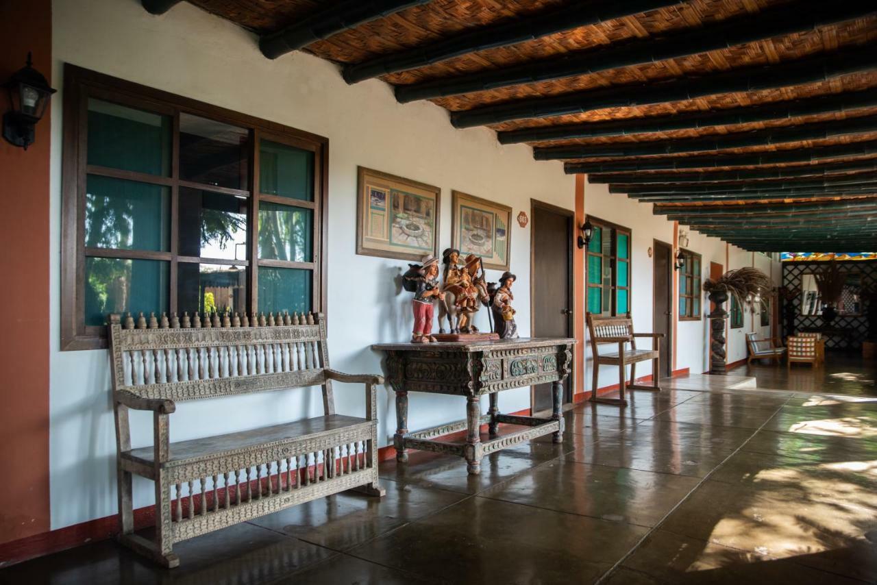 Hotel Majoro Nazca Bagian luar foto
